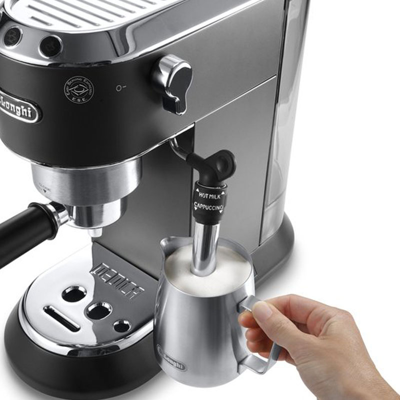 De'Longhi Pompdruk espressoapparaat EC685.BK