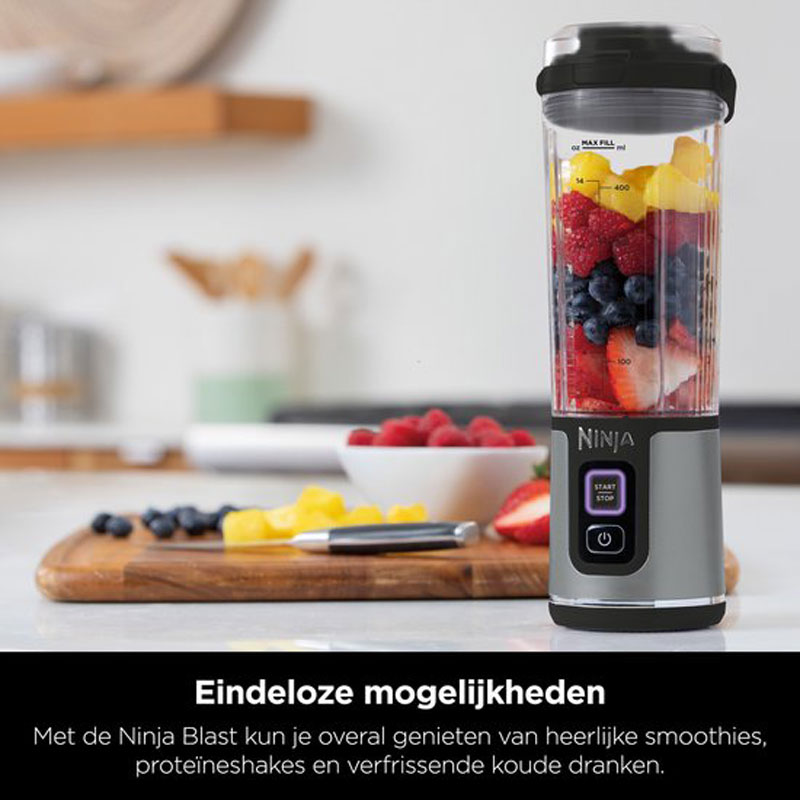 Ninja Blast Blender-To-Go - Draagbare Blender - USB Oplaadbaar - 700 Watt Krachtig Vermogen - Smoothie Maker - Blauw - BC151EUNV