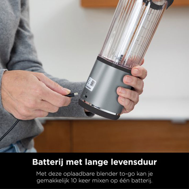 Ninja Blast Blender-To-Go - Draagbare Blender - USB Oplaadbaar - 700 Watt Krachtig Vermogen - Smoothie Maker - Blauw - BC151EUNV